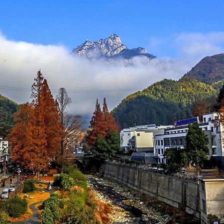 Huangshan Of Tianya Off Inspirations Hotel Exterior photo