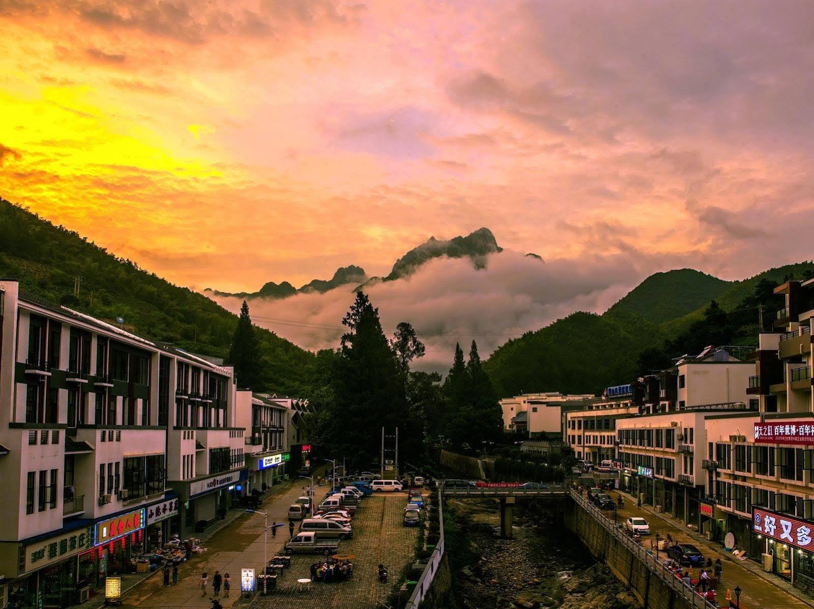 Huangshan Of Tianya Off Inspirations Hotel Exterior photo